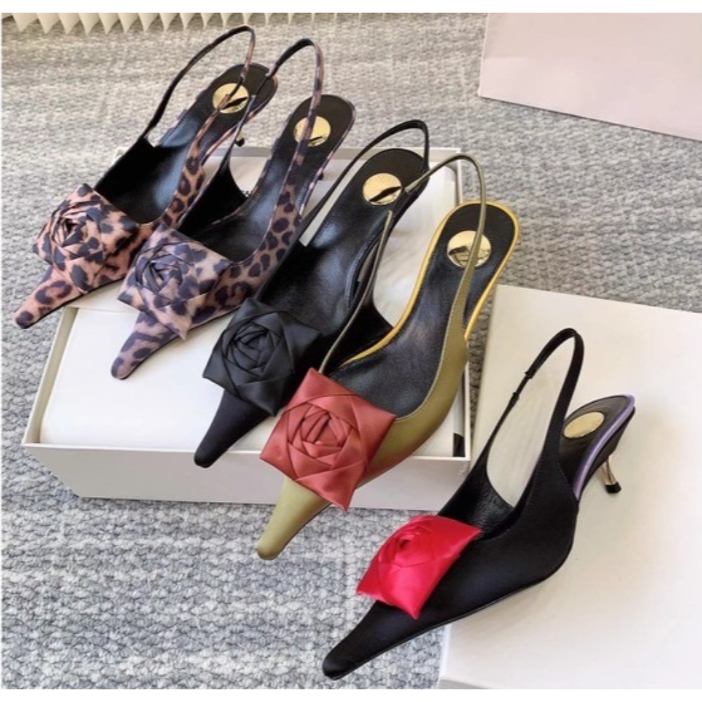 Women Fashion Show - Sommer Damen Neue Spitze Flache Sandalen