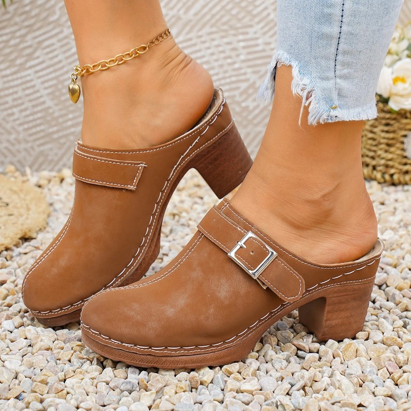Women'S Fashion Trends - Damen-Sandalen mit Offener Spitze und Klobigem
