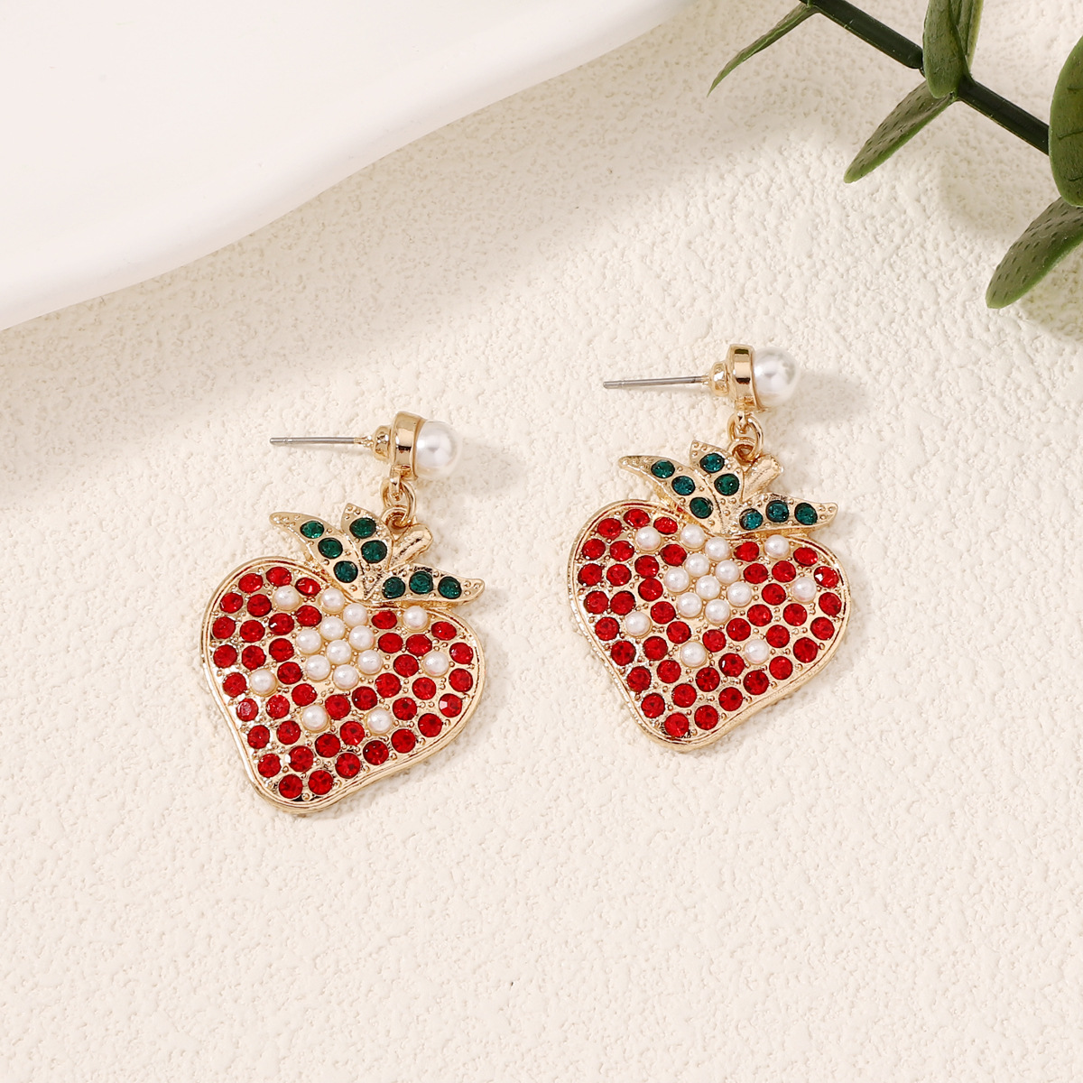 Yiwu Schmuck E-Commerce Erdbee – Women'S Fashion E Commerce Bewertung und Preis